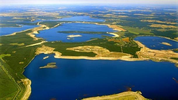 Grosszuegige Ferienwohnung Am Waldesrand Im Seenland Lauta Exteriér fotografie