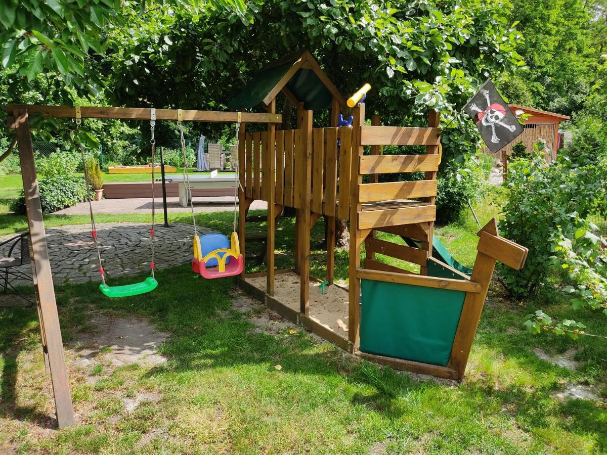 Grosszuegige Ferienwohnung Am Waldesrand Im Seenland Lauta Exteriér fotografie
